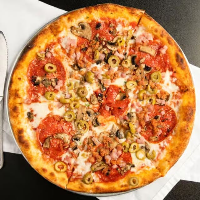 The Brooklyn Pizza (House Combo).