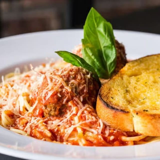Spaghetti & Meatballs.